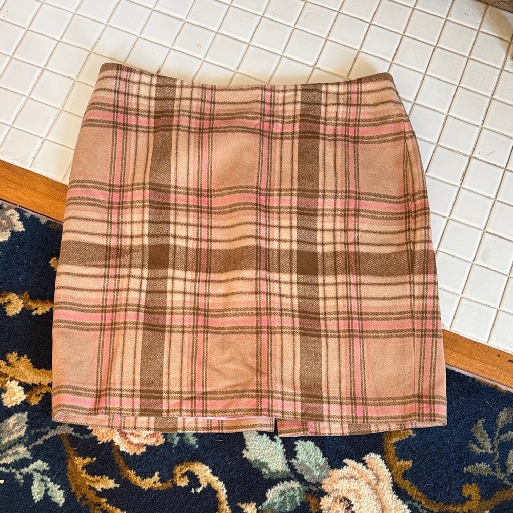 Talbots Wool and Viscose blend skirt- worn about 4-5x. Great shape